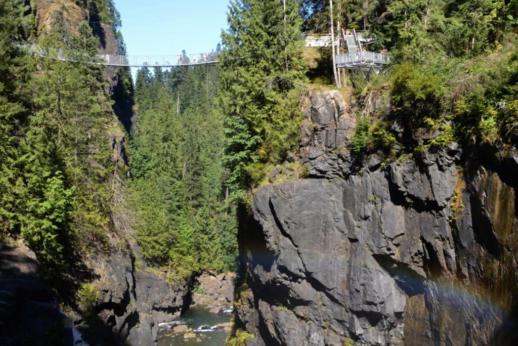 Suspension bridge, Elk Falls, Vancouver Island, West-Canada