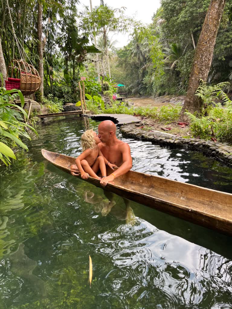 Slapen in een bamboehuis bij Ubud, Bali, Indonesië