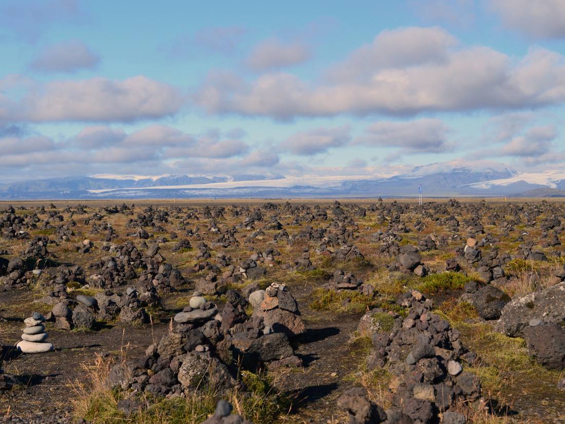 Het landschap bij Vik is indrukwekkend, IJsland