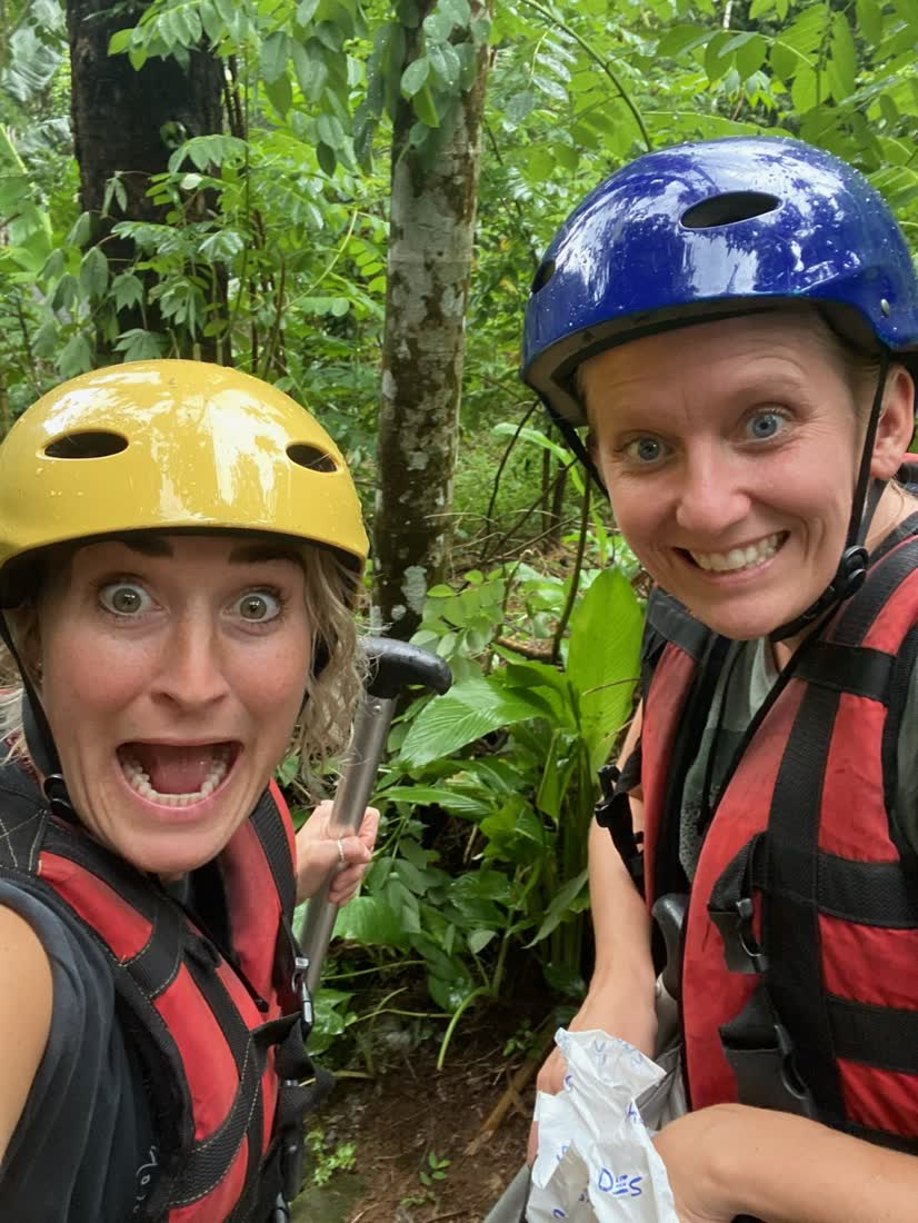 Wildwaterraften op de Kelani bij Kitulgala, Sri Lanka