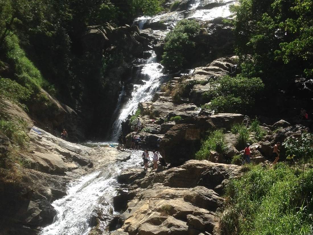 Vlakbij Ella: de Ravana waterval