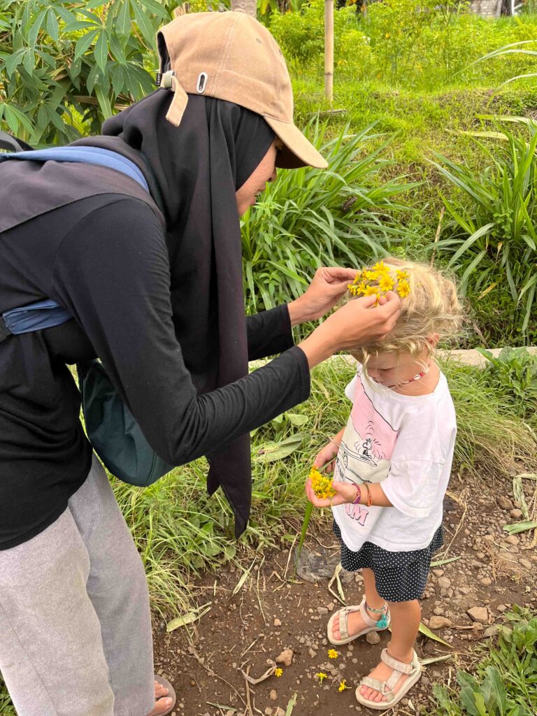 Vrouwenproject Senaru; een kindvriendelijke wandeling