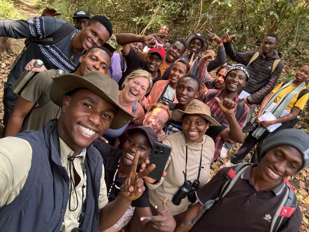 De Grote Trek in Tanzania; enthousiaste gidsen en verhalenvertellers